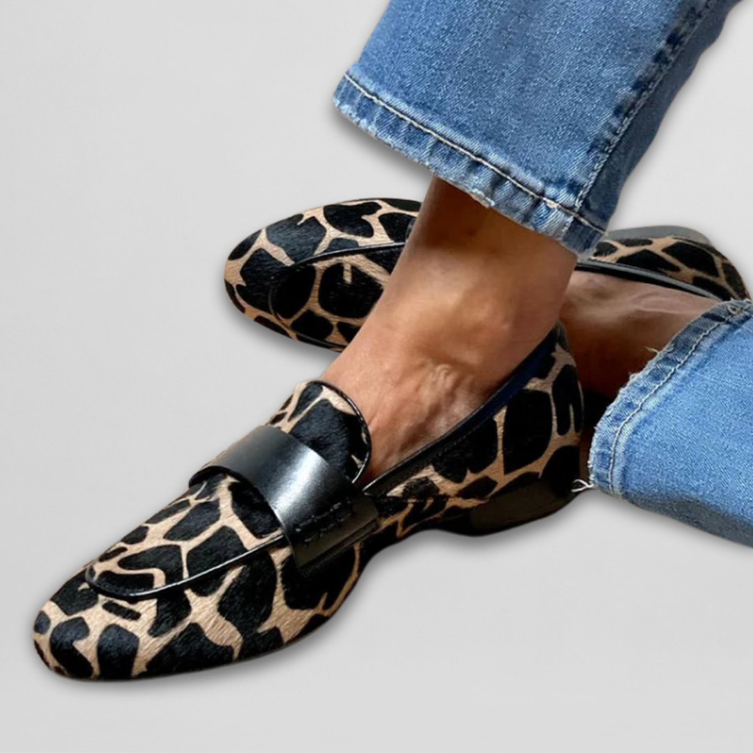 Dagny – Loafers med Giraffmönster