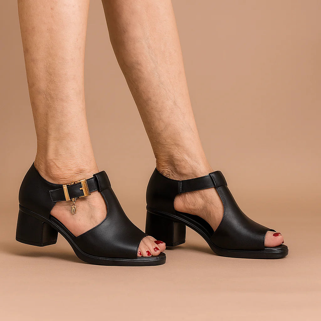 Hilma – Elegant Öppen Tåklack