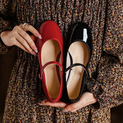 Selma – Glossy Mary Janes